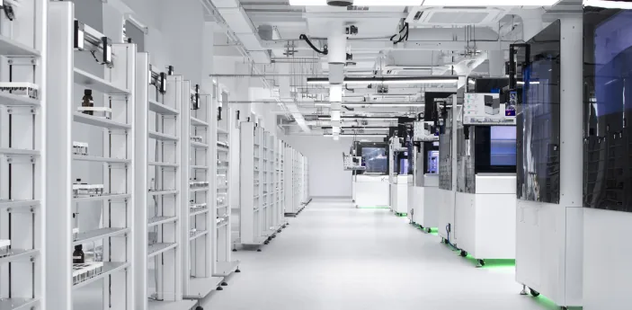 AiFChem laboratory workflow connecting algorithms and molecule production