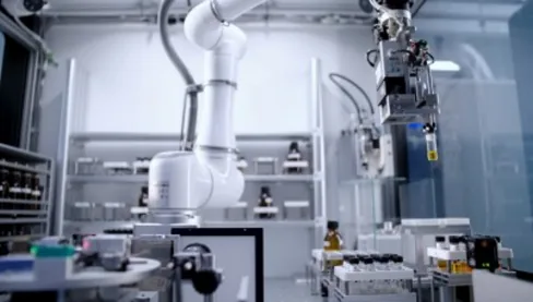 Automated laboratory equipment for AiFChem product inquiry support